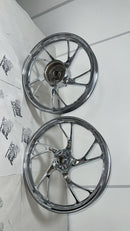 RODA 160 LIGA LEVE CROMADA TITAN 160 (PÉ DE GALINHA)
