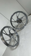 RODA 160 LIGA LEVE CROMADA TITAN 160 (PÉ DE GALINHA)