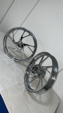 RODA 160 LIGA LEVE CROMADA TITAN 160 (PÉ DE GALINHA)