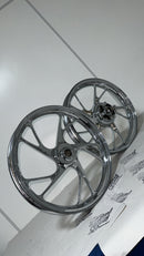 RODA 160 LIGA LEVE CROMADA TITAN 160 (PÉ DE GALINHA)