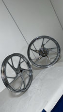RODA 160 LIGA LEVE CROMADA TITAN 160 (PÉ DE GALINHA)